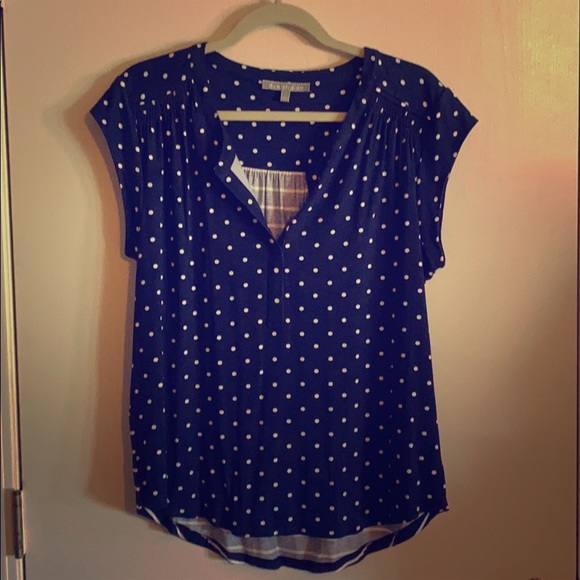 Daniel Rainn Tops - Navy and White top
